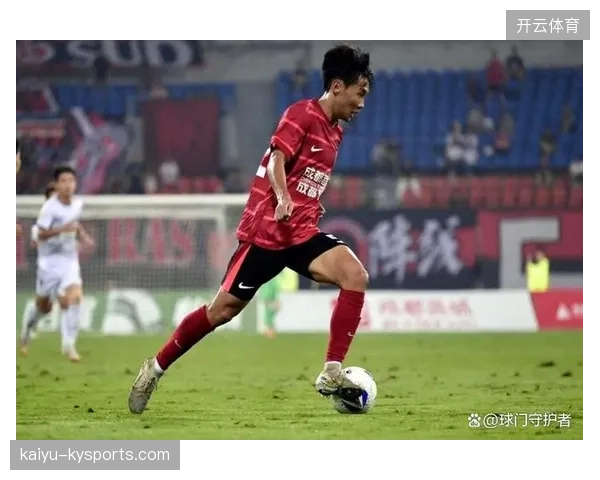 青年门将被教练点名为“未来之星”，首席门将位置存悬念